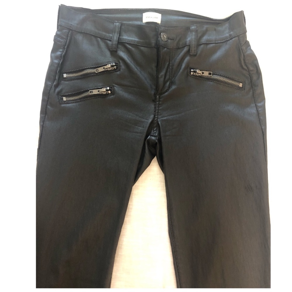 Sneak Peek Skinny Jeans Black